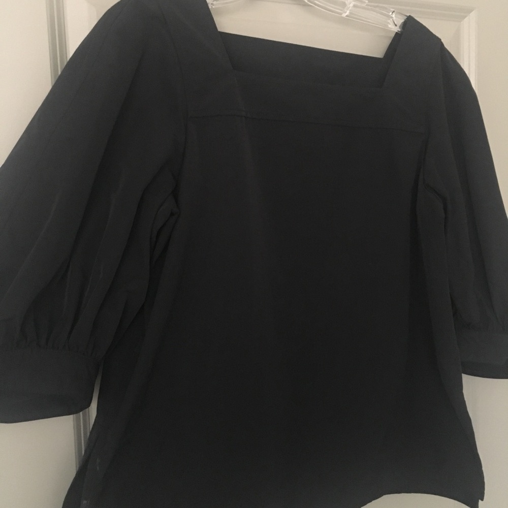 Puff sleeves are back! H&M Brand Arket Black Top